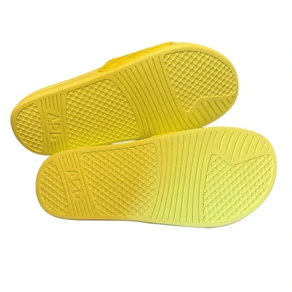 APL Lusso Slide in Bright Citrus Men’s Size 7/ Women’s 5.5 Unisex Sandal